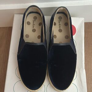 Fun navy suede Boden slip on sneakers
